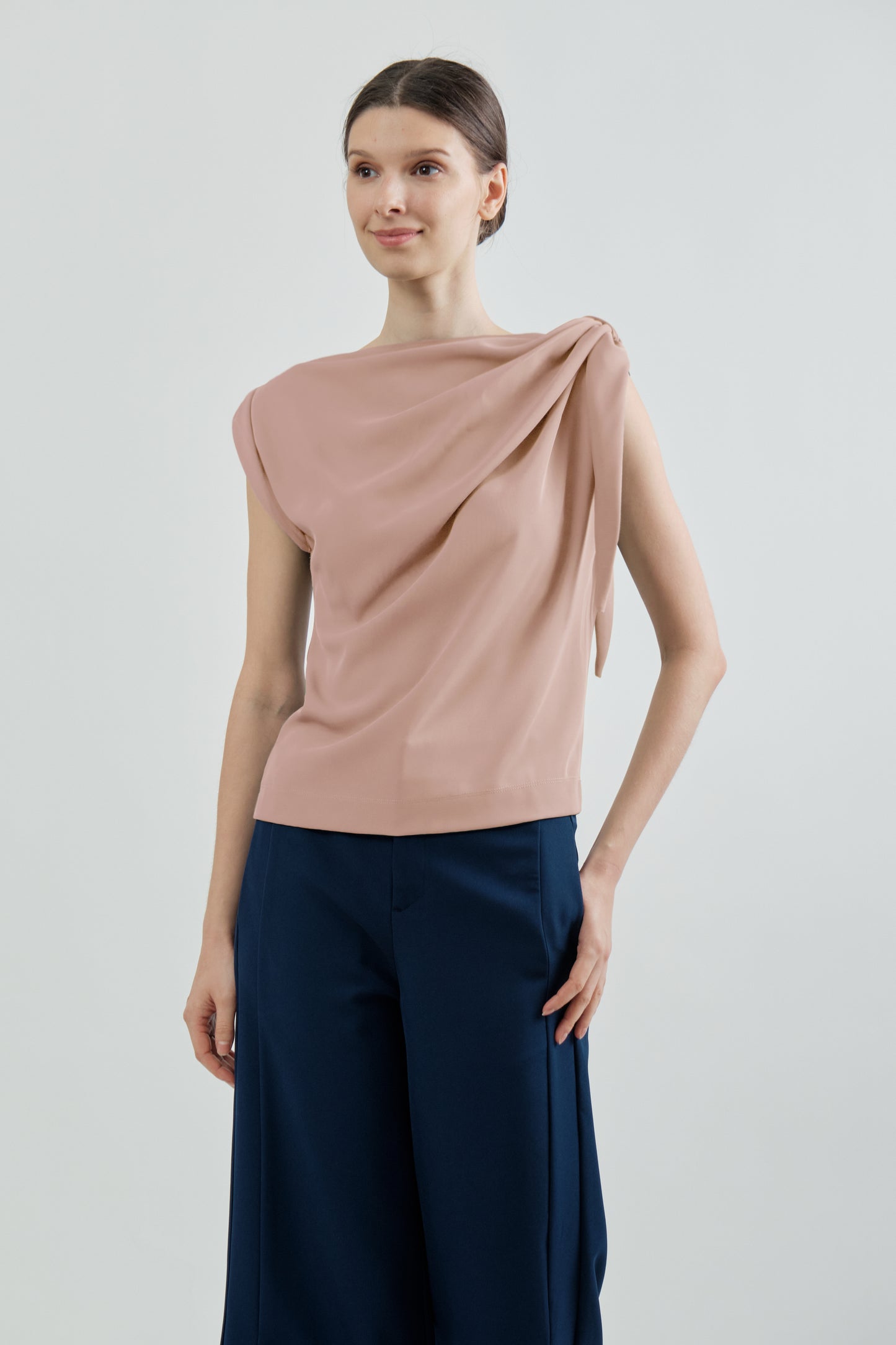 Dahlia Top - Light Peach