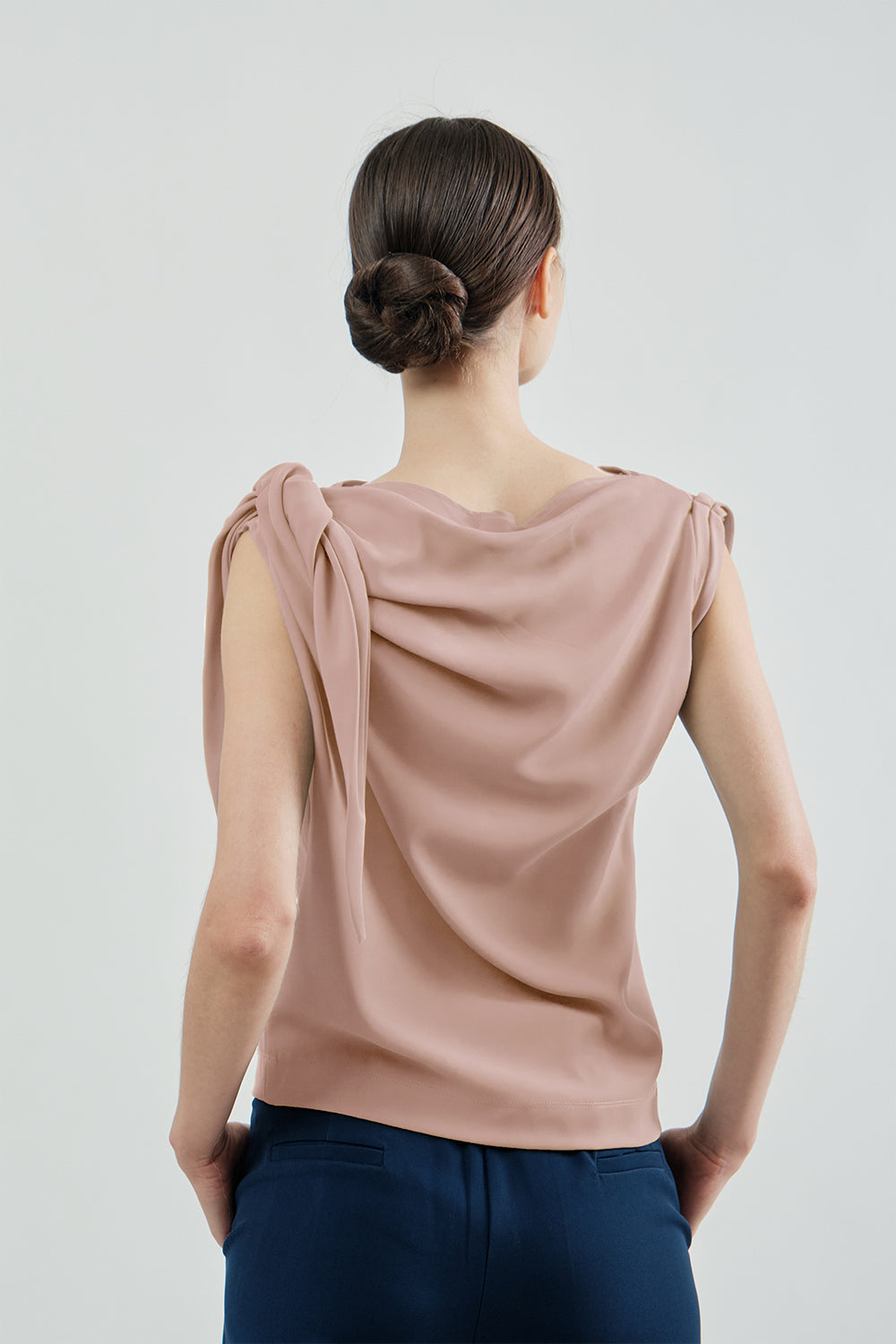 Dahlia Top - Light Peach